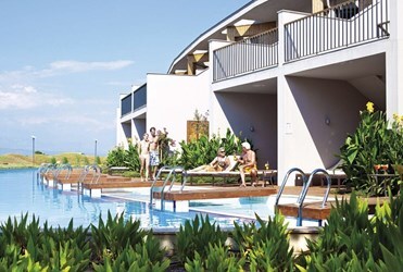 Pool Suite
