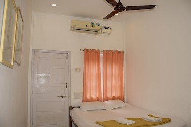 Standard Room Air Condition (with Mattress/without Mattress)
