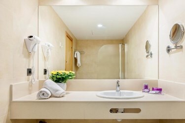 Single Standard Room