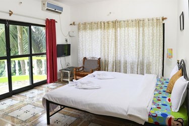 Standard Room Air Condition without Mattress/with Mattress