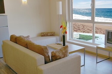 One Bedroom Apartment Exclusive Direct Sea View