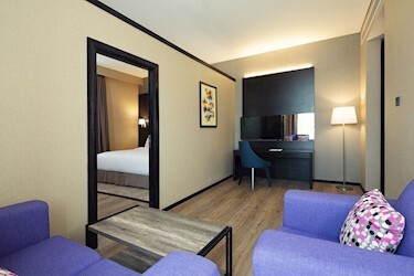 Junior Suite (with Extra Bed / without Extra Bed)