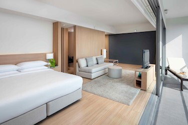 Premium Suite Seaview with Balcony