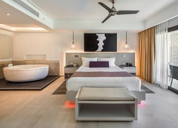 Luxury Presidential One Bedroom Suite DC