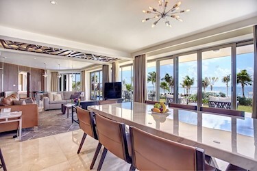 Luxury Chairman&#39;s Two Bedroom Suite Ocean Front DC