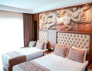 Economy Room