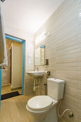 Standard Air Condition Room (without Mattress/with Mattress)