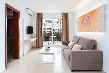 One Bedroom Apartment