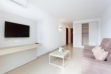One Bedroom Apartment