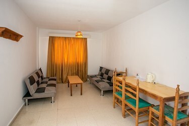 One Bedroom Apartment with Air Condition