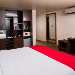 Superior King Room