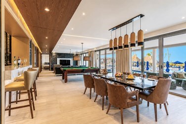 Luxury Chairman's Two Bedroom Suite Ocean Front DC