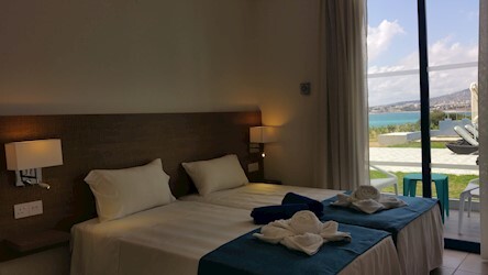 Two Bedroom Suite Pool &amp; Sea View