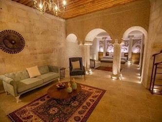Imperial Cave Suite