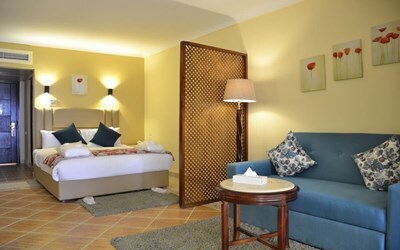 Royal Club Room (Sea View/Side Sea View)