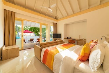 Three Bedroom Beach Villa with Pool