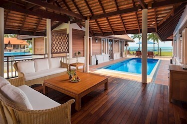 Two-bedroom Pool Beachfront