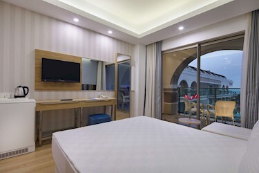 Standard Room Side Sea View