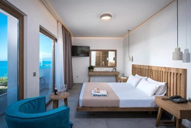 Classic Room Central Building Sea View