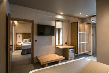 Deluxe Suite with Sea View