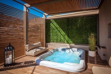 Deluxe Suite with Sea View