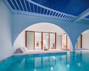 Oceanfront One Bedroom Pool Suite