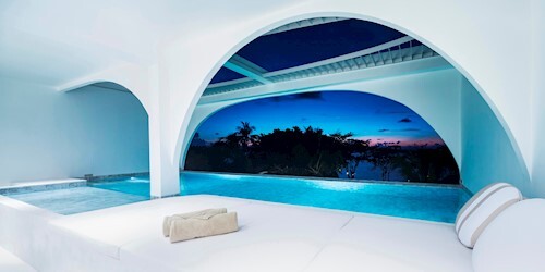 Oceanfront One Bedroom Pool Suite