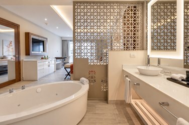Luxury Junior Suite