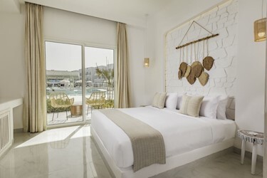 Deluxe Family Suite