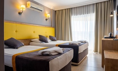 Standard Side Sea View Room