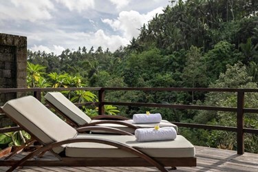 Kayon Valley Pool Villas