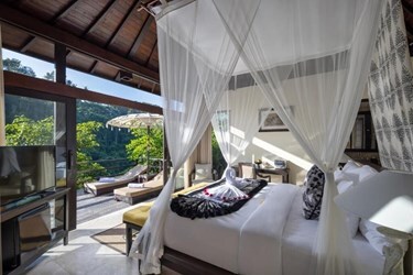 Kayon Valley Pool Villas