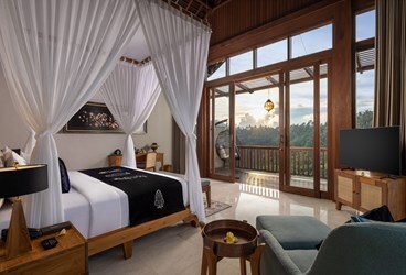 Kayon Two Storey Pool Villa