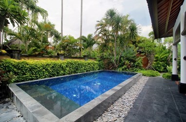Three Bedroom Villas