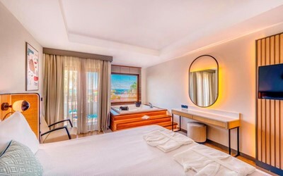 Comfort Standard Jacuzzi +13