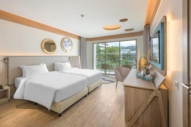 Premier Balcony Room