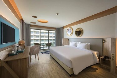 Premier Balcony Room