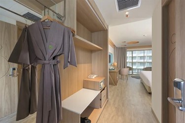 Premier Balcony Room