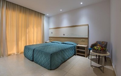 Superior Twin Room Inland View