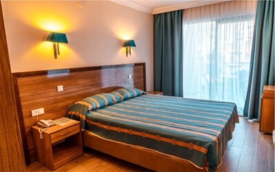 Double Room Club