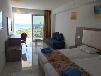 Family Room Sea View