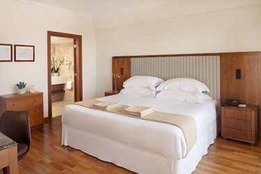 Deluxe Suite Sea View
