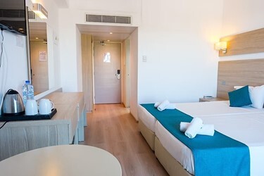 Twin Room Side Sea View