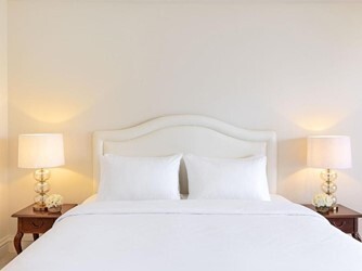 Bungalow with Garden View