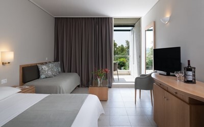 Main Building or Bungalow GV Private Pool