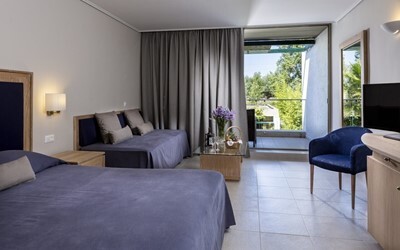 Main Building or Bungalow GV Private Pool