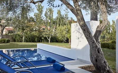 Main Building or Bungalow GV Private Pool