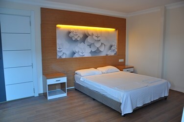 Economy Room