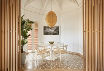Lux* Villa