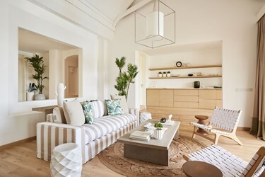 Lux* Villa